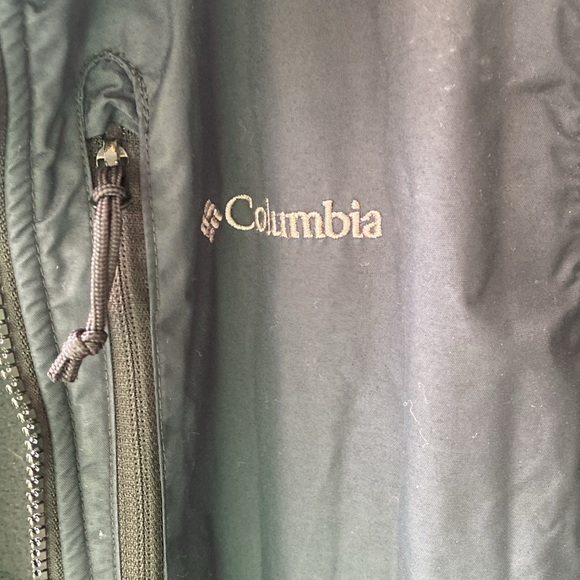 Black Columbia zip up - Picture 2 of 4